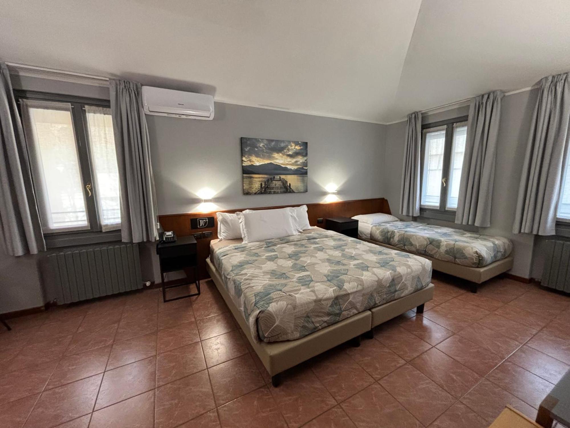 Classic Quadruple Room